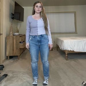 Abercrombie and Fitch the 90's skinny high rise denim